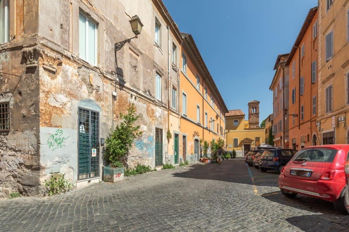 Trastevere Lovely *